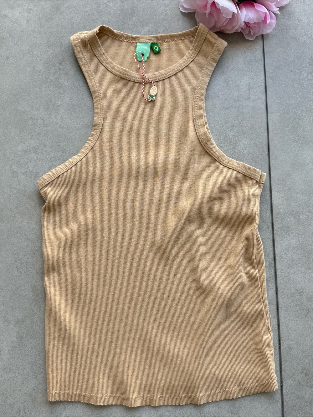 Farm Rio Tank top small Beige crew neck stretch ribbed RacerBack nwot